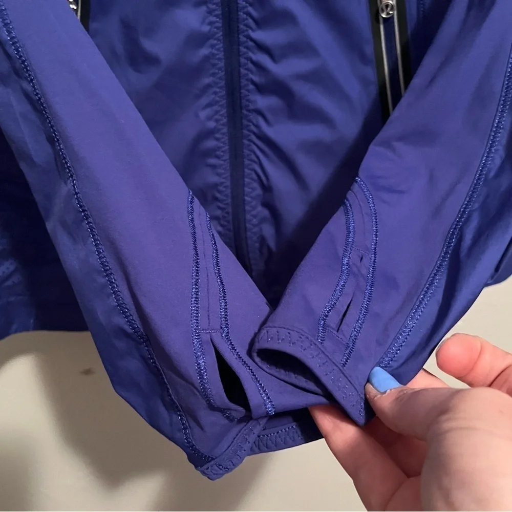 Lululemon Nothin' But Run Blue Jacket Lightweight Water Repellent Women's Size 6